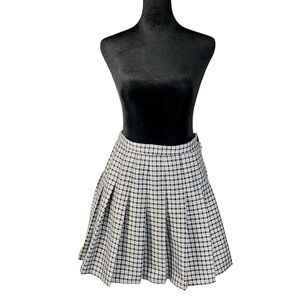 Rewind Plaid Pleated Mini Skirt Size Small​